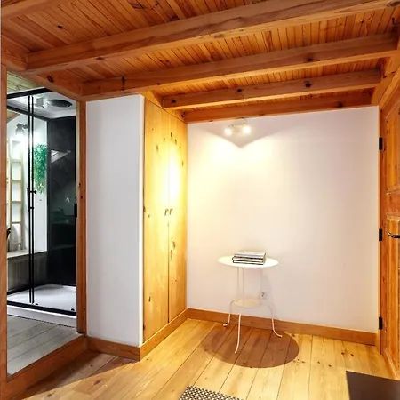 Condessa - Modern Charm In Historic Apartment *