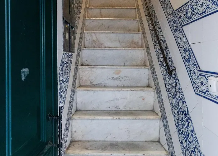 Condessa - Modern Charm In Historic Apartment *