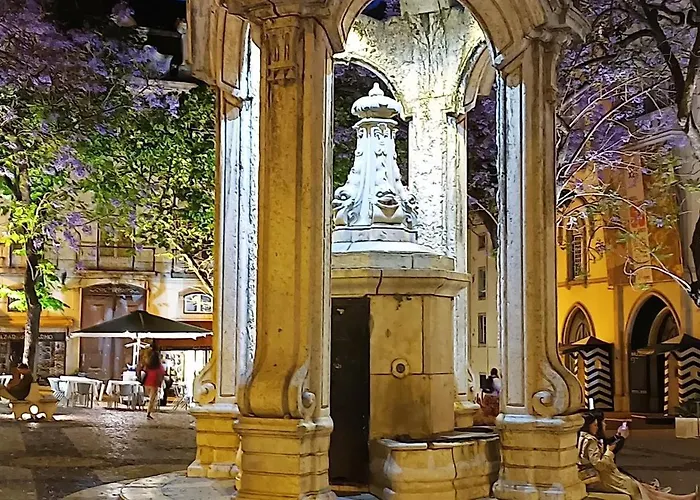 Апартаменты Condessa - Modern Charm In Historic
